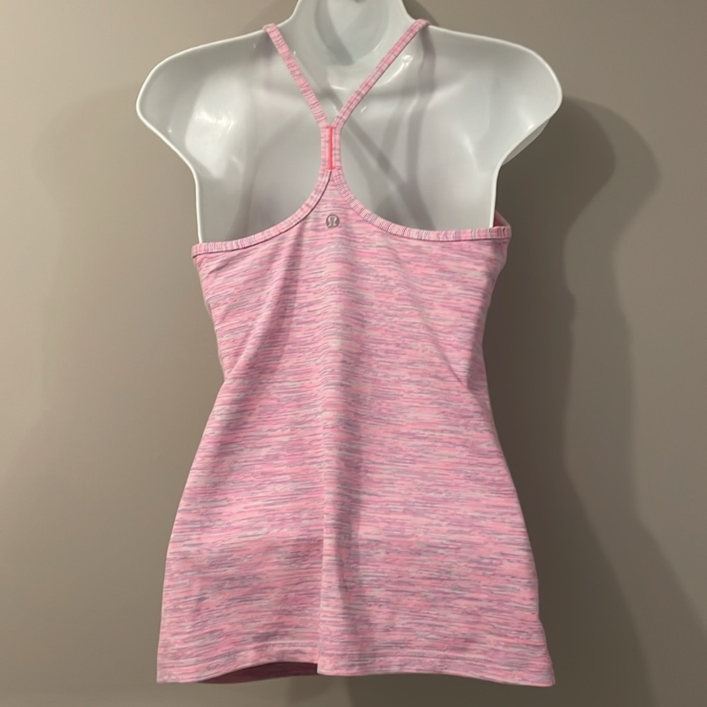 workout top - Picture 3 of 4